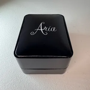 aria AR-410 mother of pearl quartz watch silver tone bracelet original box thumbnail 3