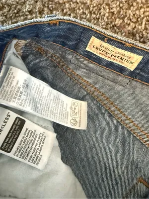 Levi's Premium 501 '81 High Rise Straight Leg Blue Jeans w26 L31 thumbnail 3