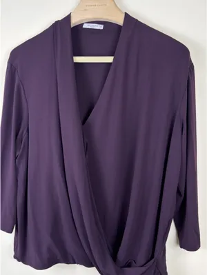 M.M.LaFleur Deneuve Top +2 Aubergine Purple Faux Wrap Italian Crepe Blouse thumbnail 10