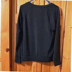 Athleta Seasoft Scoop Neck Sweatshirt Women's Small Black Pullover Modal Blend thumbnail 4