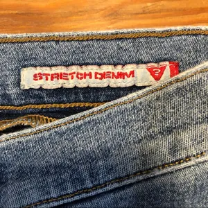 Guess Vintage Button Boot Cut Patch Front Pocket Jeans 29 Fit like a 6 thumbnail 7
