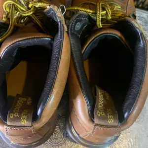 Vintage Dr. Martens Brown Boots Size 7 mens/9 Women’s thumbnail 5