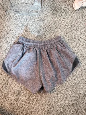 Lululemon Shorts thumbnail 2