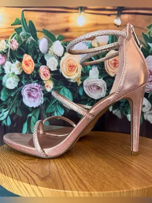 Daisy Fuentes Pink Gold Metallic Rhinestone Strap Stiletto Heels Size 8.5 Womens thumbnail 3