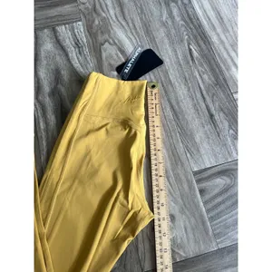 Alphalete Women's Pulse Kinetic Legging - Exotic Yellow, Size Medium thumbnail 7