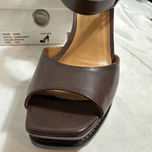 Michael Kors Rare Shoes Womens 8 Mocha Brown Fashion 4” Heels Dress In Box thumbnail 5