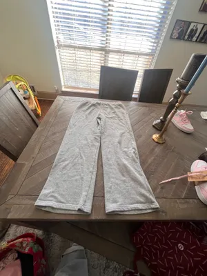 Edikted Grey Sweatpants thumbnail 3