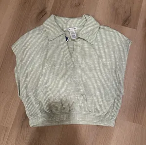 Caution To The Wind Light Mint Green Textured Crop Top thumbnail 1
