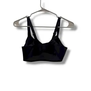 Lululemon Like Nothing Bra Size 34B Black Wireless Supportive Stretch Activewear thumbnail 2
