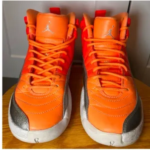 Air Jordan 12 Retro GS 'Sunrise' US Size 4.5Y •6W•36.5EUR (Preloved no box) thumbnail 3