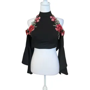 La Femme Black Floral Appliqué Cropped Bell Sleeve Cold Shoulder‎ Top Size 00 thumbnail 4