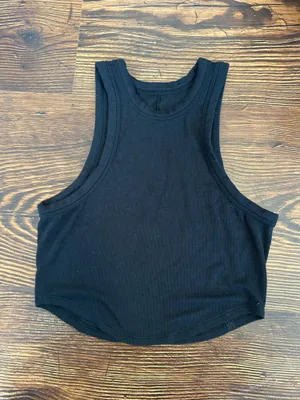 Lululemon Hold Tight Tank Cropped thumbnail 1