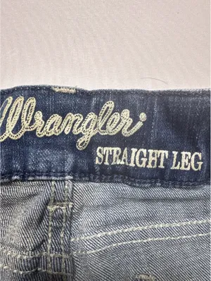 Wrangler Straight Leg Blue Denim Jeans - Classic Comfort & A thumbnail 6