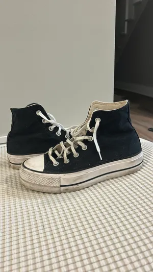 Black Converse High-Top Chuck Taylor All Star Platform thumbnail 4