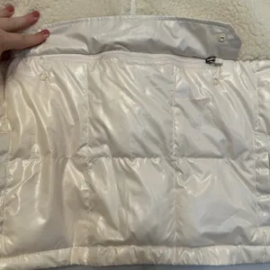 Fabletics Size Medium Nelly Mixed Media Half Zip‎ Ivory Pocket Pull Over Sherpa thumbnail 3