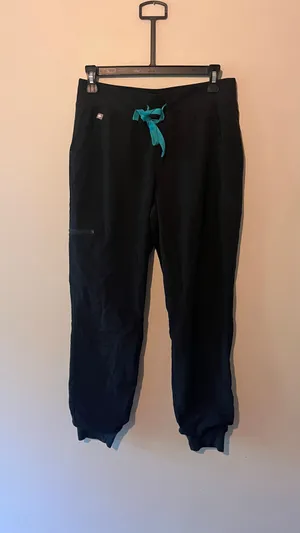 FIGS Technical Collection Black Jogger Scrub Pants Size Small Women's Medical thumbnail 2