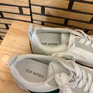 Top Moda White And Green Sneakers Size‎ 10 thumbnail 4