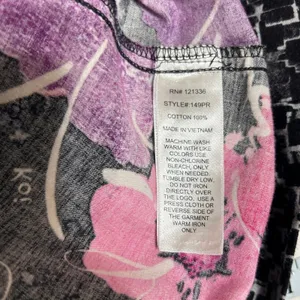 Koi Womens‎ Scrub Top S Black Pink Cottage Floral Nurse Medical Uniform Pockets thumbnail 8