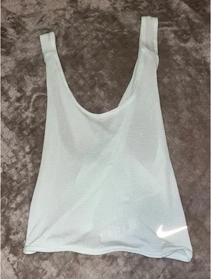 Nike Cropped Tank Top thumbnail 1