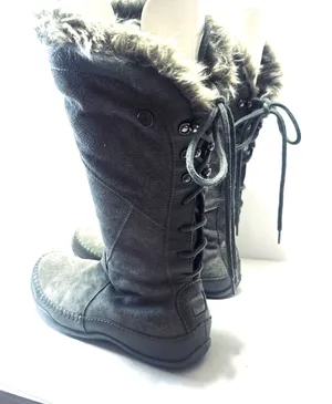 North Face Grey Suede Moccasin Boots snow Primaloft 200g Insulated Womens 7.5 thumbnail 1