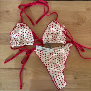 Pink by Frankie’s Bikinis set thumbnail 1