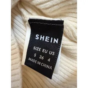 SHEIN Cream Ribbed Knit Turtleneck Sweater - Form Fitting - Size S thumbnail 3