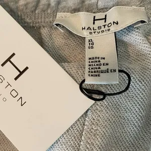 H by Halston Women Athletic Shorts XL Gray Elastic Adjustable Waist‎ Outdoor Sports thumbnail 2