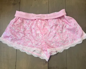VS PINK LoveShackFancy Size XXS Pink Bow Shorts Lace Trim NWT Coquette thumbnail 1