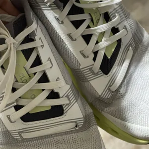 On Running Cloudgo Frost Hay Athletic Running Shoes Sneakers thumbnail 9