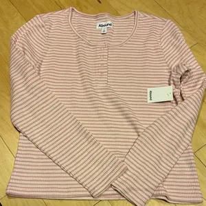Abound Pink and White Striped Lounge Set thumbnail 1