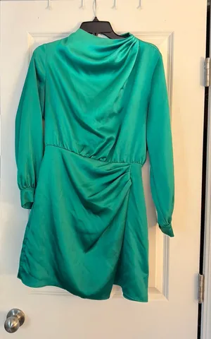 ZARA Green Long Sleeve Mini Dress thumbnail 1