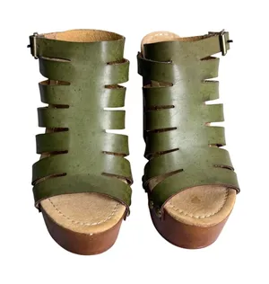 Cape Robbin Platform Sandals Boho Earthy Hippie Block Heel Wood Clog Sz 6 Green thumbnail 1