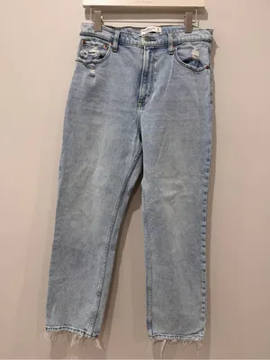 Abercrombie & Fitch Sz 29/8R Ankle Straight Ultra High Rise Light Wash thumbnail 2