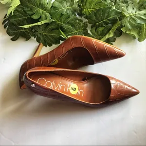 NW Calvin Klein Heels thumbnail 7