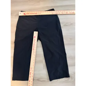 Chico's Zenergy Golf Pants Black 0.5 Womens Pull On Cropped Activewear thumbnail 3