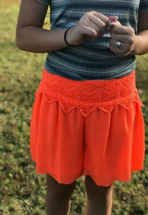 My Michelle Neon Orange Lace Flowy Shorts M‎ Medium Scalloped Edge thumbnail 1
