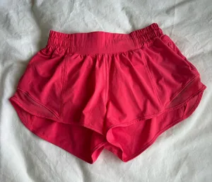 Lululemon Hotty Hot Low-Rise Lined Shorts 2.5" thumbnail 2