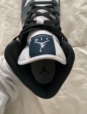 Nike Jordan 1 Mid thumbnail 6