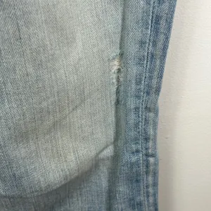 BKE Denim Light Wash Distressed Cropped Straight Leg Jeans Size 10 thumbnail 4