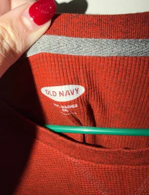 Old Navy Men’s shirt thumbnail 2