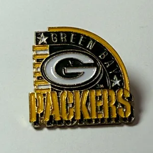 Green Bay Packers Vintage Enamel Lapel Pin | Peter David Inc. | 1994 thumbnail 1