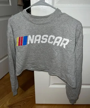 Cropped sweatshirt Size M thumbnail 1