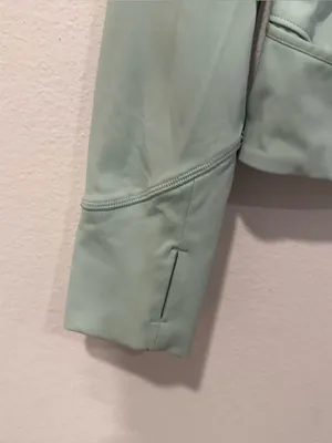 Lululemon Nulux UVP Run Jacket in Delicate Mint 8 thumbnail 4