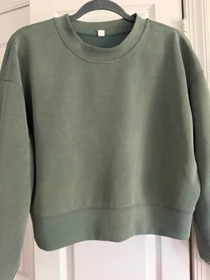 Lululemon Softstreme Perfectly Oversized Cropped Crew Green Size 4 As-Is Stains thumbnail 12