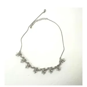 Rhinestone multi leaf choker necklace Silver thumbnail 8