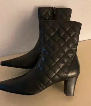 David Tate women Black Quilted leather Heeled Ankle Boots size 6.5 thumbnail 1