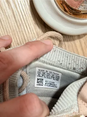 Adidas Ultimamotion Women's 6 Pale Nude Rose Gold Cloudfoam Sock Sneakers EE9100 thumbnail 6