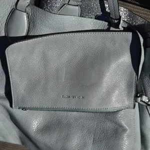 Michael Kors Light Blue/Silver Leather Tote Damaged Handles thumbnail 10