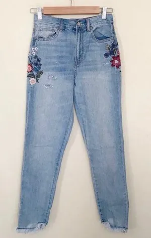 American Eagle Mom Jeans Embroidered Ripped High Waist Ankle Light Wash 00 thumbnail 1