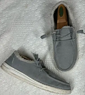 Hey Dude Size 9 Wendy Corduroy Grey Slip On Shoes thumbnail 1